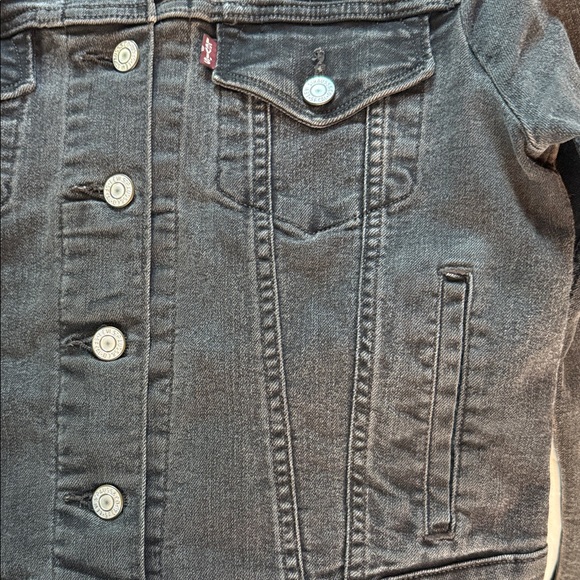 Levi's Women's Black Stretch Denim Trucker Jacket - Picture 4 of 5